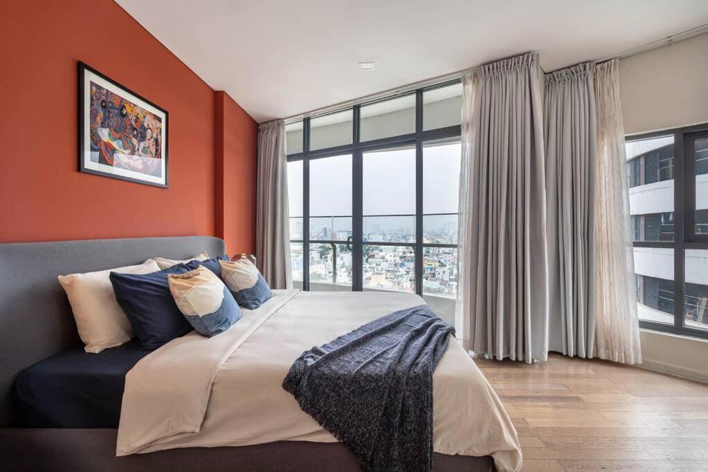Căn hộ Luxurious 3-bedroom Retreat In The Heart Of Saigon TP. Hồ Chí Minh